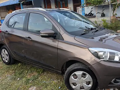 2018 Tata Tiago Revotorq XZ [2016-2019] 1