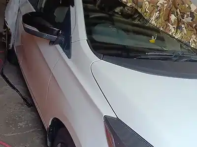 2025 टाटा टियागो XT Petrol Automatic 1