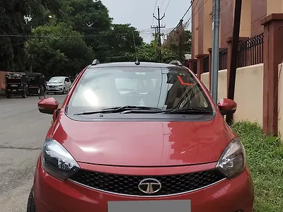 2019 Tata Tiago Revotorq XZ Plus Dual Tone [2018-2019] 1