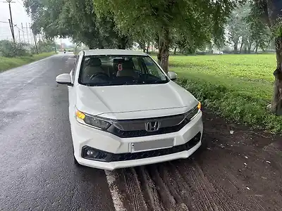 Second Hand होंडा अमेज 1.2 v एमटी पेट्रोल [2018-2020] in उज्जैन