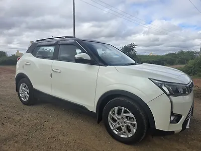 2022 Mahindra XUV300 W8 (O) 1.2 Petrol AMT