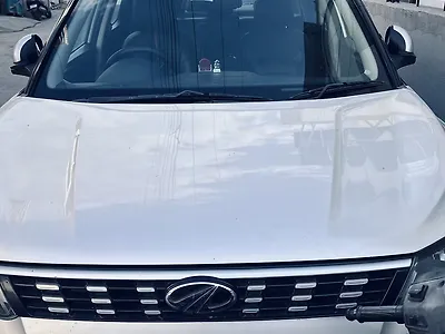 2020 Mahindra XUV300 W6 1.2 Petrol [2019] 1
