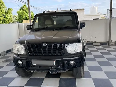 2004 Mahindra Scorpio 2.6 GLX 1