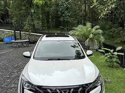 Second Hand Mahindra XUV700 AX 5 Diesel MT 7 STR [2021] in Kanjirappally