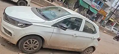 2025 टाटा टियागो ईवी XT 19.2 kWh 1 2025 टाटा टियागो ईवी XT 19.2 kWh 1