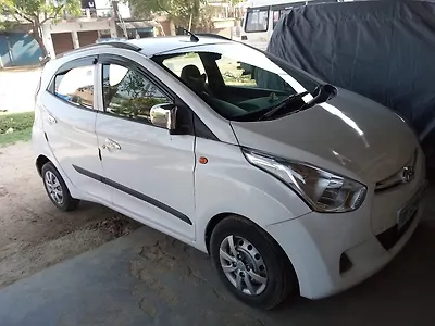 2016 Hyundai Eon Era + 1
