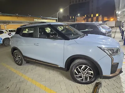 2023 Mahindra XUV400 EC 34.5 KWH Fast Charger