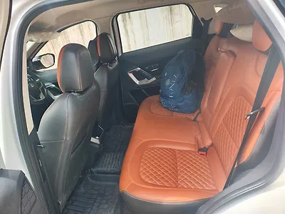 2022 Tata Harrier XT