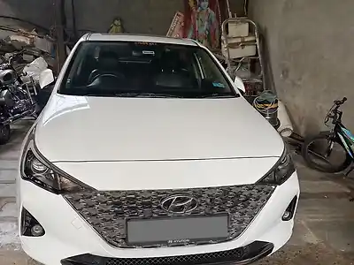 2021 हुंडई वरना sx (o) 1.5 crdi 1