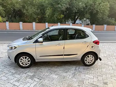 2018 Tata Tiago Revotron XZ 1