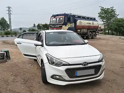 Second Hand हुंडई एलीट i20 एस्टा 1.4 crdi in ईस्ट गोदावरी