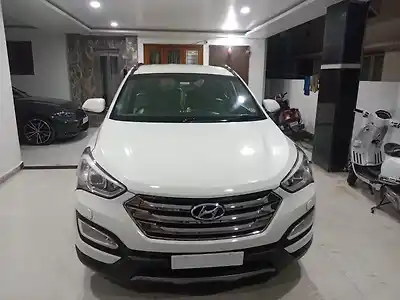 Second Hand हुंडई सैंटा फ़े 2 डब्ल्यूडी in हैदराबाद