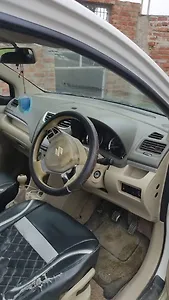 2013 Maruti Suzuki Ertiga ZXi 1 2013 Maruti Suzuki Ertiga ZXi 1