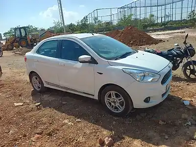 Second Hand फ़ोर्ड एस्पायर टाइटेनियम 1.2 ti-vct in राजकोट