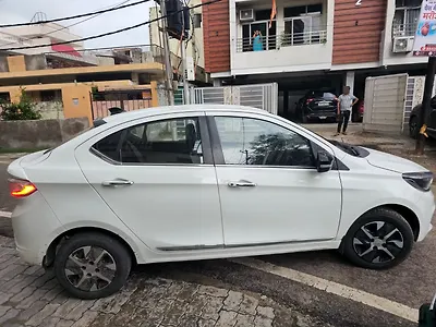 2025 Tata Tigor XT Petrol Manual