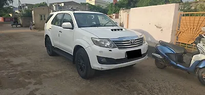 2013 Toyota Fortuner 3.0 4x2 AT 1 2013 Toyota Fortuner 3.0 4x2 AT 1