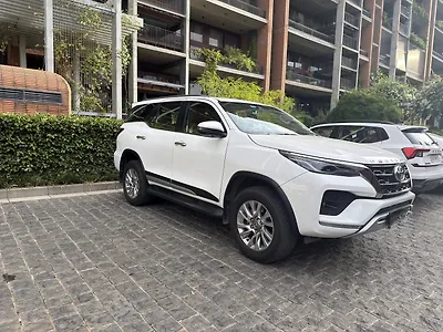2023 Toyota Fortuner