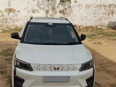2023 Mahindra XUV400 EL 39.4 KWH 1