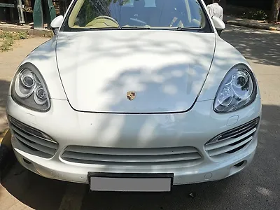 2016 Porsche Cayenne Platinum Edition Diesel 1