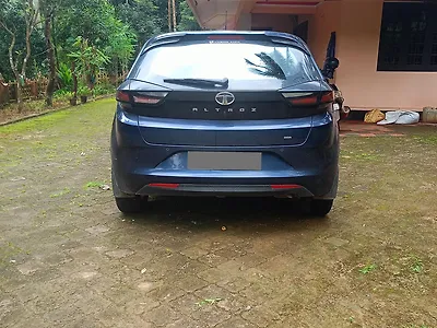 2022 Tata Altroz XE Petrol [2020-2023]