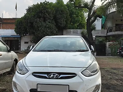 2011 Hyundai Verna Fluidic 1.6 CRDi SX 1 2011 Hyundai Verna Fluidic 1.6 CRDi SX 1