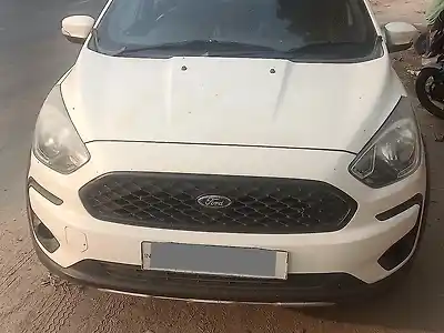 Second Hand फ़ोर्ड फ्रीस्टाइल टाइटेनियम 1.2 ti-vct in होसपेट