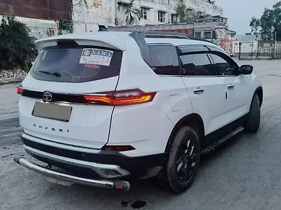 2023 Tata Safari Pure Plus 7 STR 1