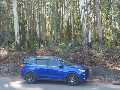 2022 Mahindra XUV700 AX 7 Diesel MT Luxury Pack 7 STR [2021] 1