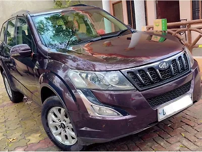 2015 Mahindra XUV500 W10 1 2015 Mahindra XUV500 W10 1