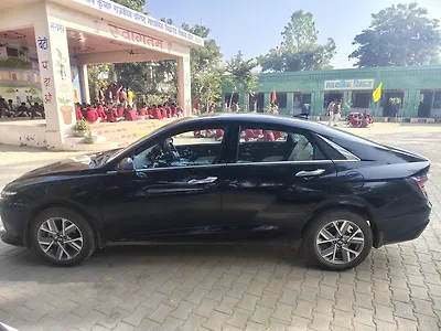 2024 Hyundai Verna SX Petrol 1.5L Manual 1 2024 Hyundai Verna SX Petrol 1.5L Manual 1