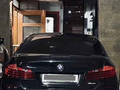 2015 BMW 5 Series 520d Luxury Line