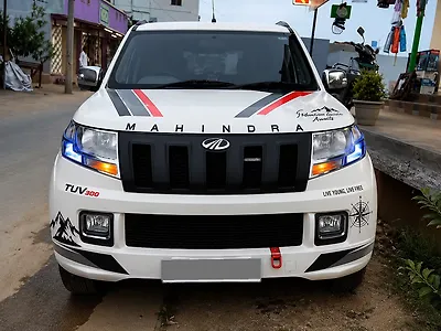 2016 Mahindra TUV300 T8 mHAWK100 1