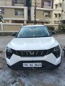 2024 Mahindra XUV 3XO AX5 Diesel 1.5L Turbo Manual 1