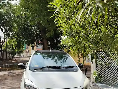 2017 टाटा टियागो विज़ इडिशन पेट्रोल [2017-2018] 1