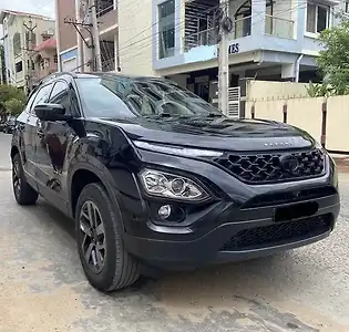 2023 Tata Safari Smart (O) 7 STR 1