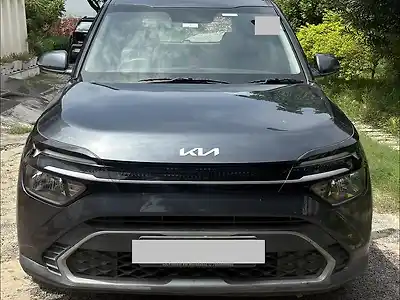 2024 किआ कारेन्स Premium (O) Petrol 1.5L Manual 7 STR 1