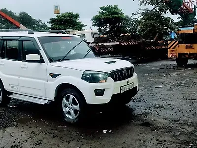 2016 Mahindra Scorpio S2 1