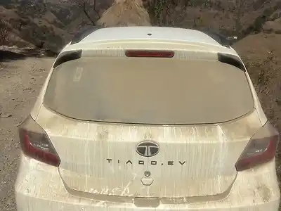 Second Hand टाटा टियागो ईवी xe मीडियम रेंज in शिमला