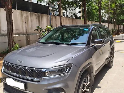 2023 Jeep Meridian Limited (O) 4x2 AT [2023-2024] 1