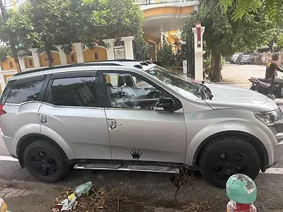 2014 Mahindra XUV500 W8 1