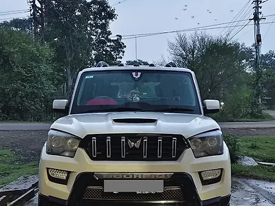 Second Hand Mahindra Scorpio S10 in Bina
