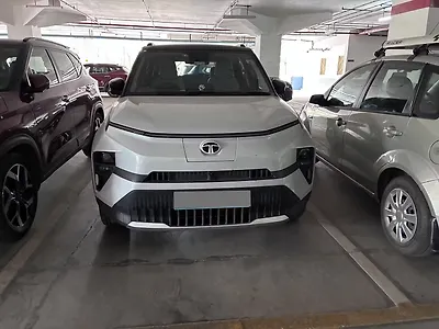 2025 Tata Punch EV Empowered Plus Long Range 3.3
