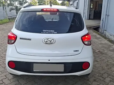 Second Hand Hyundai Grand i10 Magna AT 1.2 Kappa VTVT in Nagaon