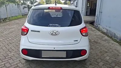 Second Hand Hyundai Grand i10 Magna AT 1.2 Kappa VTVT in Nagaon Second Hand Hyundai Grand i10 Magna AT 1.2 Kappa VTVT in Nagaon