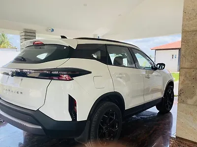 2024 Tata Harrier Adventure