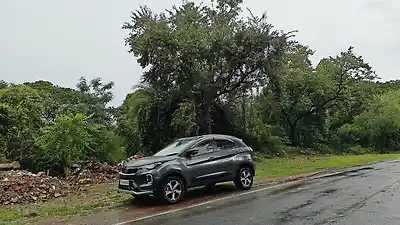2023 टाटा नेक्सन xz प्लस (s) ड्युअल टोन 1 2023 टाटा नेक्सन xz प्लस (s) ड्युअल टोन 1