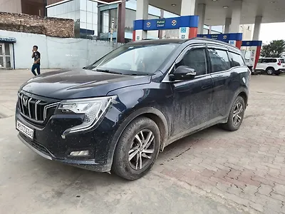 2024 महिंद्रा XUV700 AX3 डीज़ल एमटी 7 सीटर 1