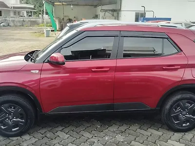 2023 Hyundai Venue E 1.2 Petrol [2023] 1