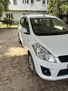 2015 Maruti Suzuki Ertiga ZDI + SHVS 1 2015 Maruti Suzuki Ertiga ZDI + SHVS 1