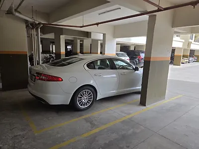 2014 Jaguar XF Petrol 2.0 Luxury